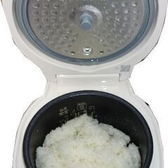 ■2023年製 炊飯器  ★カップ・自立しゃもじ付きの画像