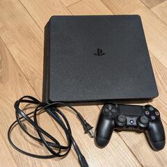 Sony Playstation 4本体とコントローラー