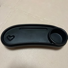 ベビーカーの前面バンパーバー用テーブル