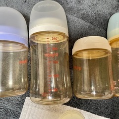 ピジョン 母乳実感　哺乳瓶　240ml 160mlなど　乳首6個　おまけ付きの画像