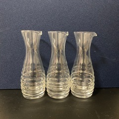 小さな酒壺