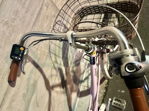 年末SALE??東京23区配達無料?新基準 Panasonic パナソニック ビビ   8Ah リチウム 電動自転車中古　1864