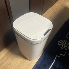 自動開閉
ゴミ箱