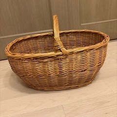 籐かご　ラタンバスケット　　