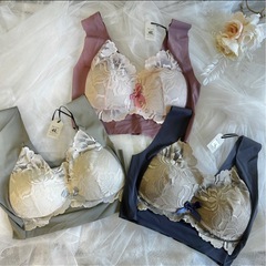 ノンワイヤー シームレスブラ 4L 3枚 大きいサイズ 新品 人...