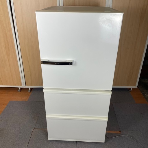 【美品】AQUA 冷凍冷蔵庫 238L AQR-SV24J(W) 2019年製　一人暮らし　単身