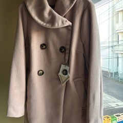 新品¥5980  ピンクベージュ色のコート