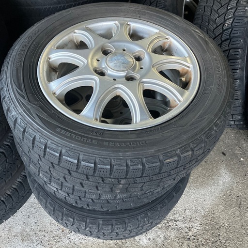 本日お渡しできます。13インチ　スタッドレスタイヤ4本
