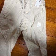 GAP キッズ服 新品
セット ボトムス100cm ロンT緑　110cmの画像