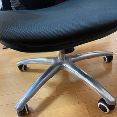 【受付終了】デスク用チェアの画像