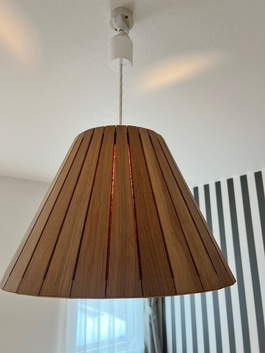 お洒落な無垢材の照明