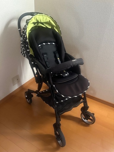 Pigeon Runfee RA7ベビーカー