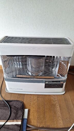 ジャンク品！　コロナFF　床暖マット付３畳程