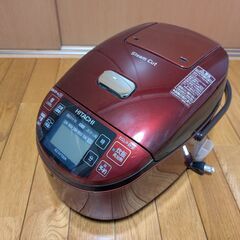 炊飯器 日立 RZ-SV100K 5.5合 レッドの画像