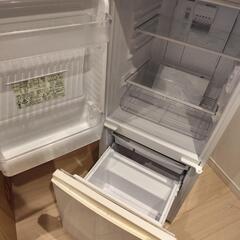 SHARPの冷蔵庫の画像