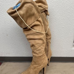美品【1度だけ使用】ブーツ　23.5センチの画像