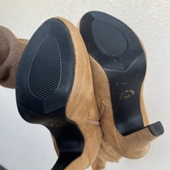 美品【1度だけ使用】ブーツ　23.5センチの画像