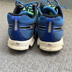 定価6000以上‼️アシックス　スニーカー　メンズ28センチ‼️の画像