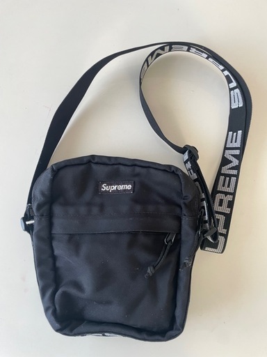 supreme 黒　サコッシュ　ショルダーバッグ