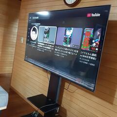 65インチテレビとテレビスタンドセット