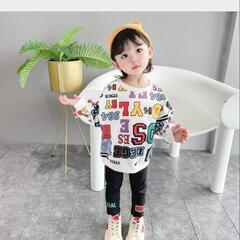 韓国風アルファベットトレーナー90cm&100cmの画像