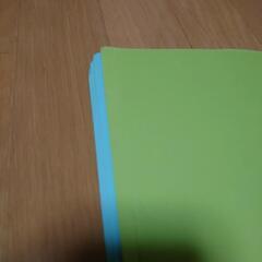 色画用紙　色々＋ 貼れる布の画像