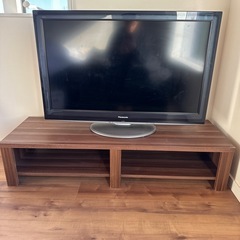 49インチテレビとローボードセット