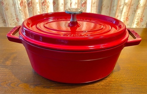 STAUB  ココットオーバル23cm  チェリー 美品とピュアグリル26 cm チェリー 美品のセット