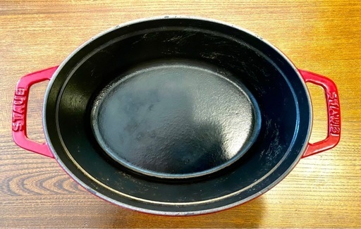 STAUB  ココットオーバル23cm  チェリー 美品とピュアグリル26 cm チェリー 美品のセット