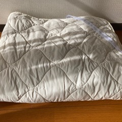 値下げ）ダブルサイズ羽毛布団&ベッドマットの画像