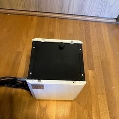 コンパクト600Wファンヒーターの画像