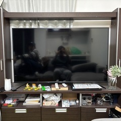 Hisense 55F60E 4k対応液晶テレビとテレビラック