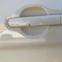 車の傷　直せる人いますか？？？
