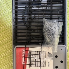 【決まりました!!】ペットケージ キャットケージ2段 ネコトイレスコップ付き ケージ＆トイレ2回使用の画像