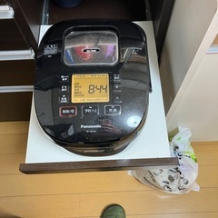 炊飯器の画像