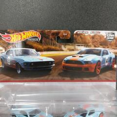 🔶ホットウィールプレミアム　Gulf　1969ムスタングBOSS 302/2014カスタム　ムスタングの画像