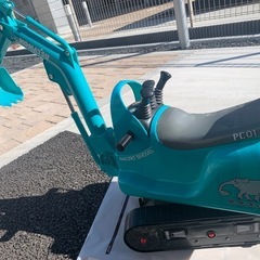 子ども　乗り物　ショベルカー