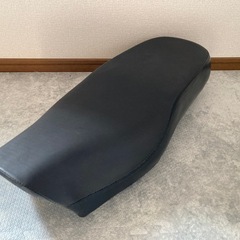 YB125SP 純正シート  