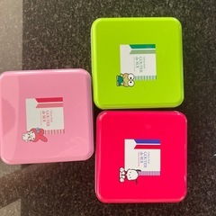 ピューロランド 空き缶