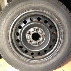 溝あり❗️スタッドレスタイヤ❗️4本セット　195/65R15