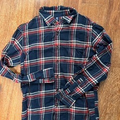 UNIQLOシャツ150センチ
