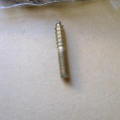 M4 ダブルヘッドボルト セルフタッピングねじ 長さ25mm ソファ家具接続ファスサイズ:M4 x 25mm。
材質:カーボンスチール。の画像