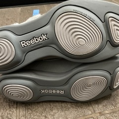 リーボック　イージートーン　ブーツ