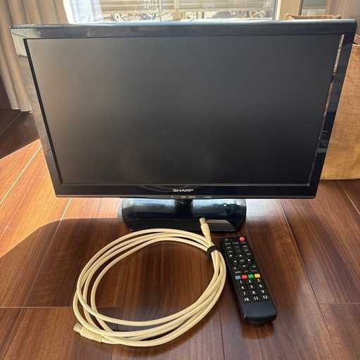 テレビ2015年式22V型　SHARP