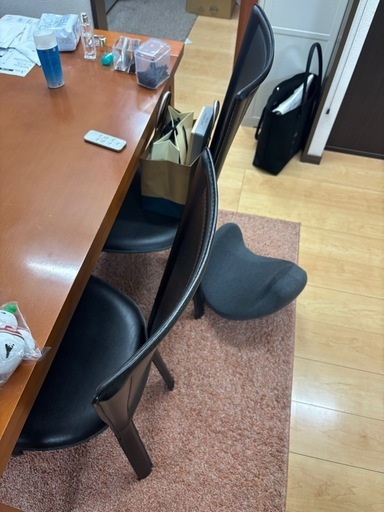 ダイニングテーブル　イス4脚セット
