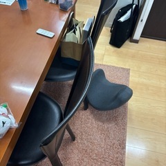 ダイニングテーブル　イス4脚セットの画像