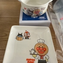 新品　子供用品 ベビー用品 授乳、お食事用品　3点セットの画像