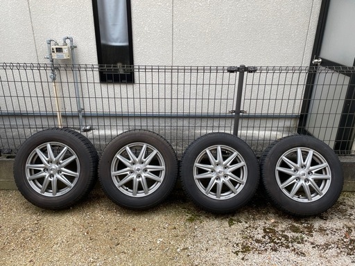 195/65/R15 
スタッドレスタイヤ＋ホイール
