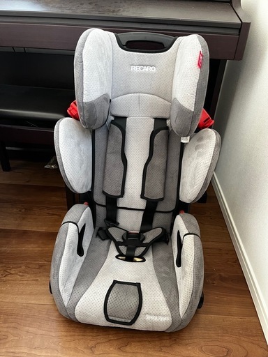 RECARO レカロ　チャイルドシート　ジュニアシート