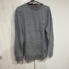 トミィーヒィルガーセーター